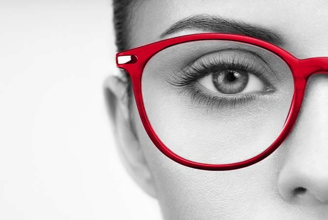 Modische Fassungen und hochwertige Brillengläser bei H&H